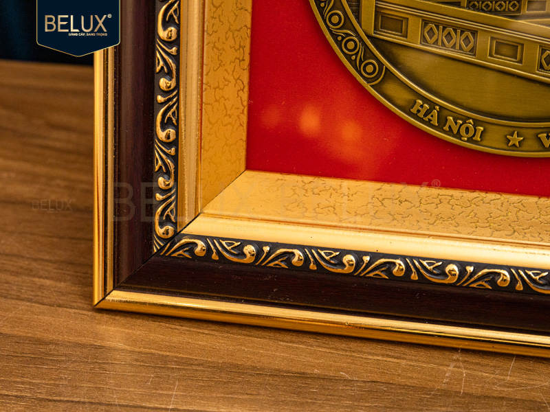 Tranh mặt đĩa Khuê Văn Các bằng đồng 26x26cm